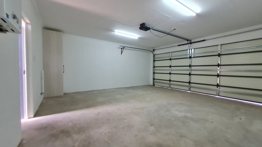 3 Bedroom Property for Sale in Dana Bay Western Cape